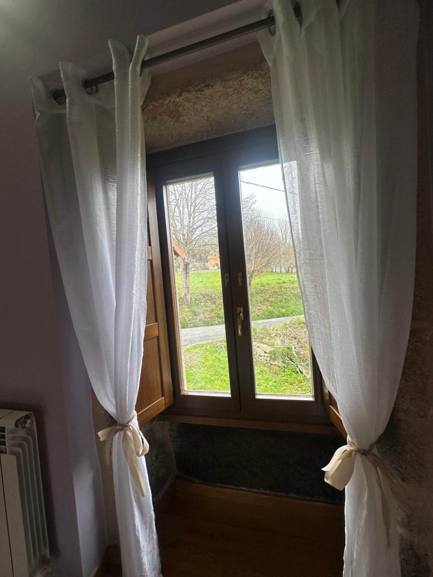 Casa Rural Anxelina Boborás エクステリア 写真
